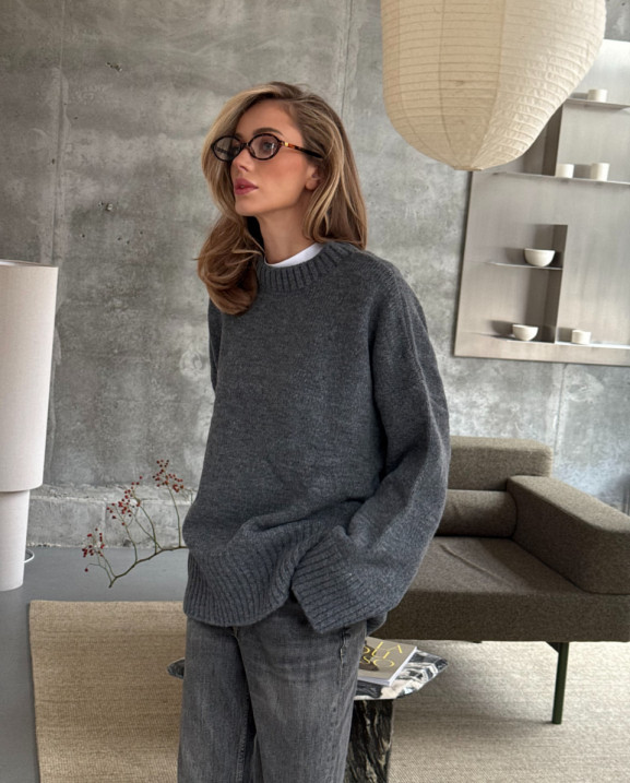 109 Светр в’язаний з акцентним коміром